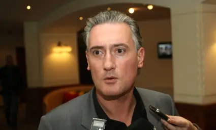 Домусчиев влиза и в баскетбола