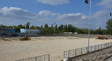 Куп отбори чакат с надежда терена на стадиона в &bdquo;Здравец&ldquo;