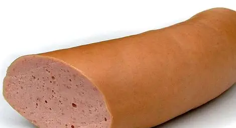 Не е грях да се яде салам през постите - соята в него достига 90%