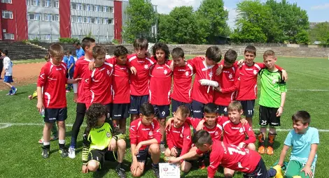 &bdquo;Аристон&ldquo; покори върха с фантастична голова разлика