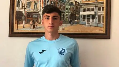 Какво печелят и губят &bdquo;светлосините&ldquo;, ако Разград прибере Слави Ковачев