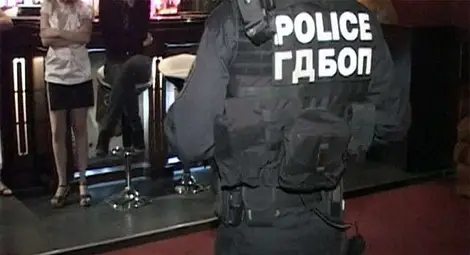 Пет хлапета заложили телефонните бомби в софийски училища