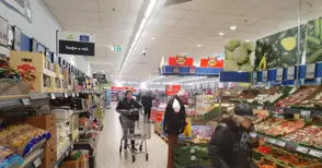 Бойкотът на веригите II: Отказаха ли гражданите да играят в приказката „Болен здрав носи“