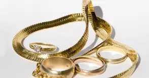 Нова измама: Много хубаво бижу, може ли да го видя