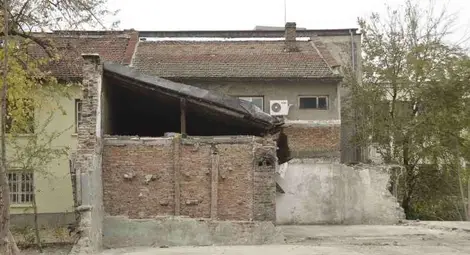 25 малчугани от &bdquo;Радост&ldquo; евакуирани  заради държащ се на честна дума покрив