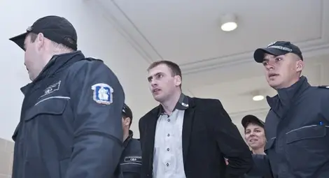 Осъдиха Енимехмедов на 3,5 г. затвор и 7,5 хил. лв. глоба