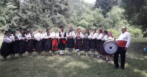 Чилновските баби пеят на фестивала  „На мегдана на другата България“