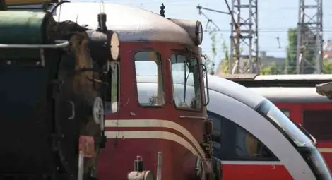 БДЖ въвежда предварителна продажба на билети за Коледните и Новогодишните празници БДЖ въвежда предварителна продажба на билети за Коледните и Новогодишните празници