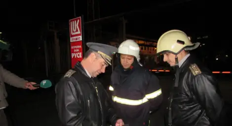 Горя покривът на завода за растителни масла в КТМ Горя покривът на завода за растителни масла в КТМ