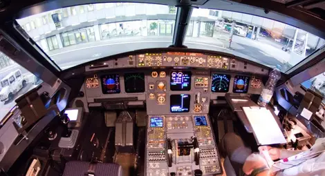 Вторият пилот е &bdquo;искал да унищожи самолета&ldquo;