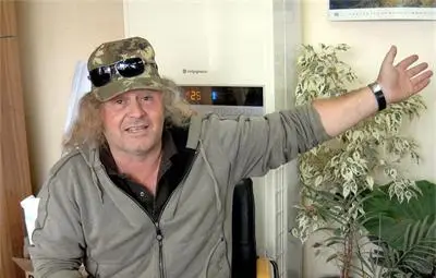 Дон Фабрицио от Шишманци: Бавнички са българите! Пият кафе за 10 минути с 2 цигари