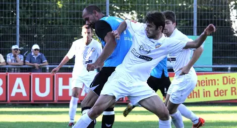 Германският футболист на „Локо“ e възпитаник на Димитър Тотев Германският футболист на „Локо“ e възпитаник на Димитър Тотев