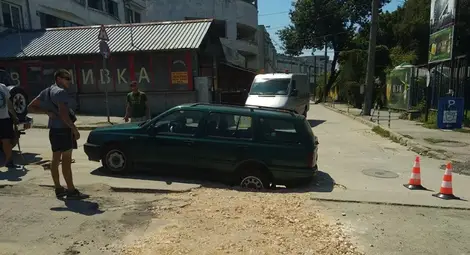 Снимките от произшествието бяха публикувани във фейсбук профила на Ивайло Ненов.