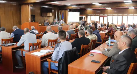 34 снегопочистващи машини ще чистят около 500 км. републиканска пътна мрежа в област Русе