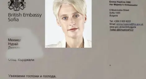 Английската посланичка отговори на кърджалийците, които искат &bdquo;хелал храна&ldquo; в училища и детски градини