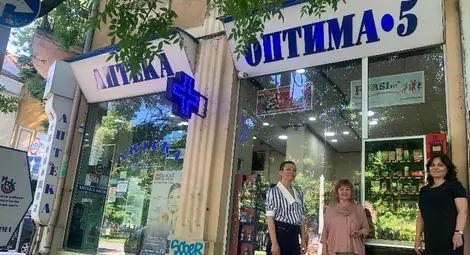 За пръв път в Русе автомат денонощно продава лекарства