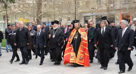 Митрополит Наум официално пое управлението на Русенска епархия