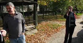 Пияни младежи запалиха кола за забавление