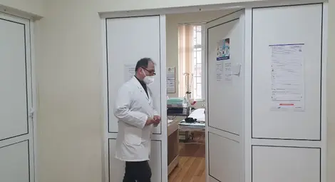 Над 300 ваксини срещу COVID-19 бяха поставени за ден в област Русе Над 300 ваксини срещу COVID-19 бяха поставени за ден в област Русе