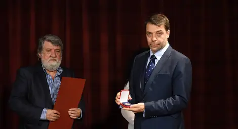 Шефът на музея Николай Ненов отличен със &bdquo;Златен век&ldquo;