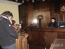 Отложиха делото за пременения като Дядо Мраз паметник на Димитър Благоев