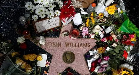 Робин Уилямс си рязал вените преди да се обеси /галерия/