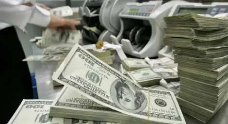 Доларът поевтинява с неочаквана скорост