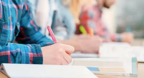 Русенските гимназисти най-добри по философия и английски език