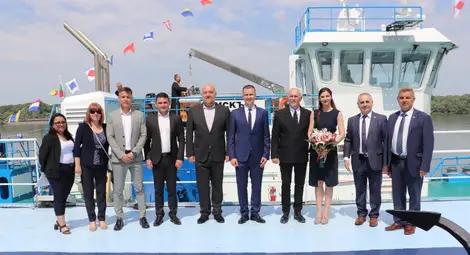 &bdquo;Искър&ldquo; наследи век по-късно името на първия кораб на Българската пристанищна служба