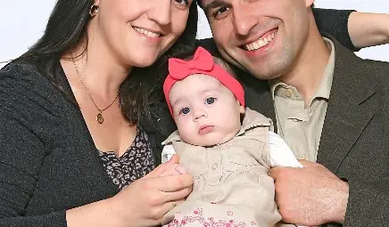 Оперираха успешно заплашения от парализа Александър