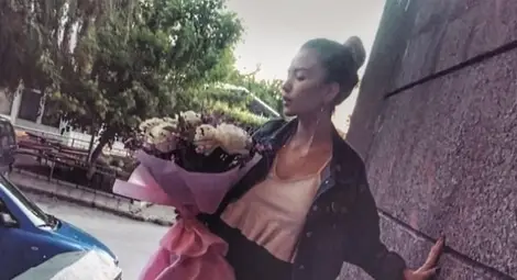 Тя е само на 17, много талантлива и се превърна в сензация - Тита Тя е само на 17, много талантлива и се превърна в сензация - Тита