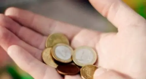 Българите работят за 1,7 евро на час