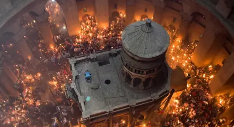 Чудото на Великден идва с Благодатния огън