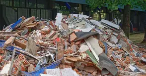 Обявиха за нищожни глобите за битовите и строителни отпадъци