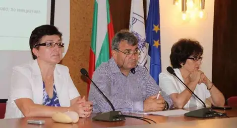 132 момичета ваксинирани срещу рак за година