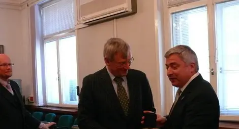 Немският посланик подкрепи дуалното обучение на висшисти