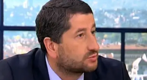 Правосъдния министър: Подписът ми стои под сигнала срещу Пеевски, Бареков и Василев