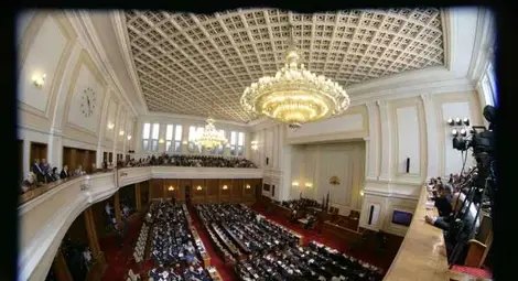  Христо Бисеров и Мая Манолова са избрани за зам.-председатели на парламента