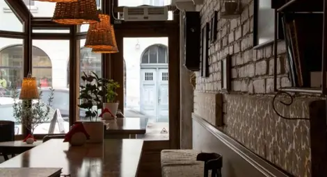 Заведенията заплашват правителството с масово протестно отваряне Заведенията заплашват правителството с масово протестно отваряне