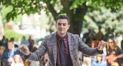 Маестро Найден Тодоров към главния диригент на Русенската опера Димитър Косев: Това е сурова професия и в нея няма място за слаби хора