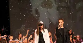 Талантливият Пепи Тодоров пя  на бал на принцове и принцеси