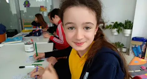 С мини концерт на барабани в Образователен център &bdquo;Малвина&ldquo; празнуваха щастието