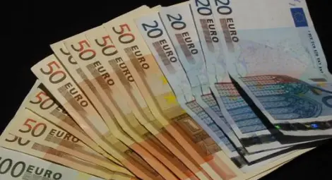 Дете намери 54 000 евро до хотел във Велинград и ги върна