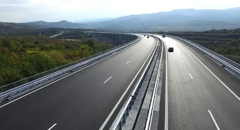 Изготвят парцеларния план и за третия участък от магистралата Русе-Търново Изготвят парцеларния план и за третия участък от магистралата Русе-Търново