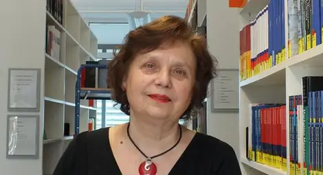 Писателка от Германия се връща  в града на гимназиалните години