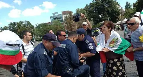 Сигнал за полицейско насилие пред НС Сигнал за полицейско насилие пред НС