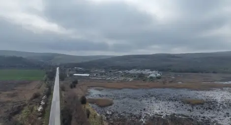 Областният управител Орлин Пенков поиска спешни мерки&nbsp;  за разрешаване на кризисна ситуация със залети&nbsp;  близо 5000 декара обработваеми площи край село Караманово