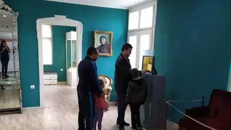 340 бащи заведоха децата си  в два музея през уикенда