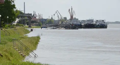 Корабоплаването по река Дунав  при високи води е намаляло - излиза по-скъпо 