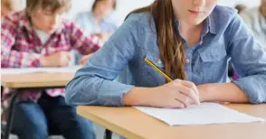 1548 седмокласници преразказваха  откъс от роман на Братя Мормареви